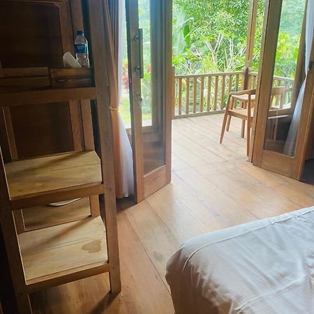 Uma D'Nyuh Homestay Singaraja Eksteriør bilde