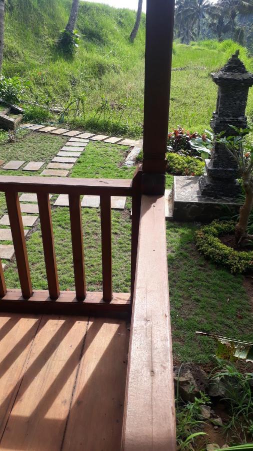 Uma D'Nyuh Homestay Singaraja Eksteriør bilde